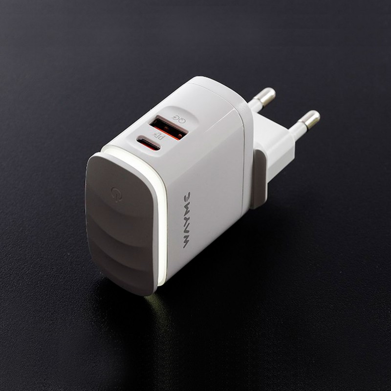 WAYME Ładowarka sieciowa 25W z adapterami – USB-C PD + QC3.0 + lampka LED | EU, UK, USA