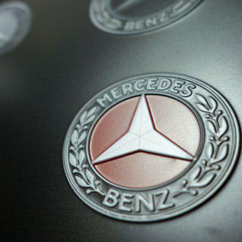 Puszka Płaska Mercedes-Benz - Logo Evolution