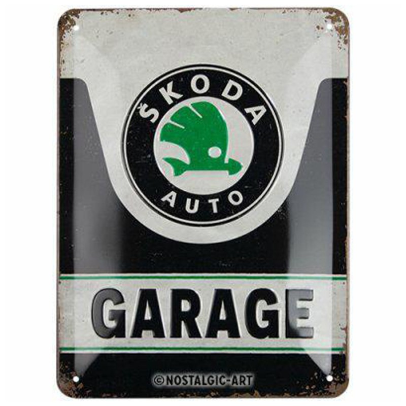Kultowy plakat metalowy Skoda Garage 15x20 cm - Przenieś swoje wnętrze w świat motoryzacyjnych legend!