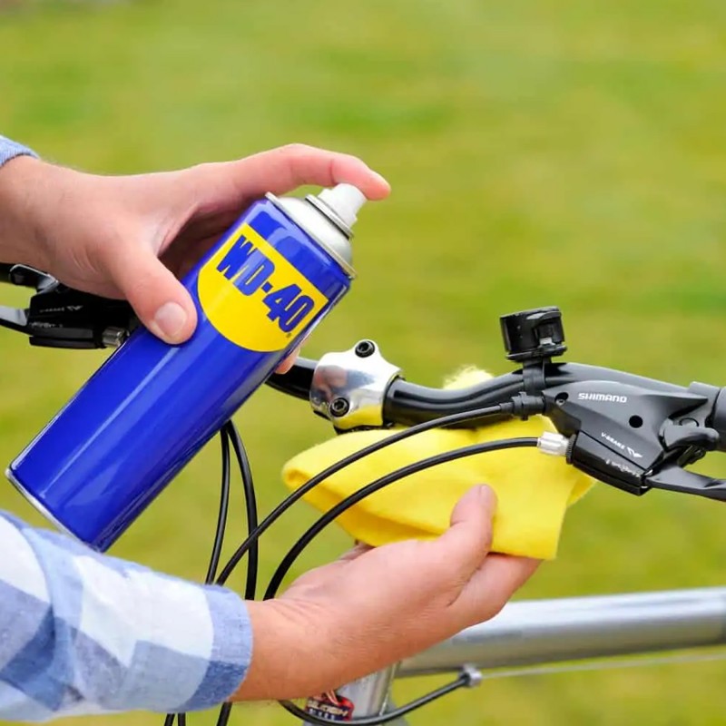 WD‑40 Preparat Wielofunkcyjny 150 ml - Kompaktowa Puszka, Potężna Siła, Zawsze pod ręką