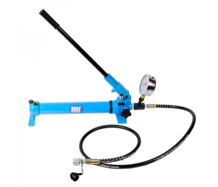 Pompa hydrauliczna do siłowników 700 bar` manometr - Bass Polska